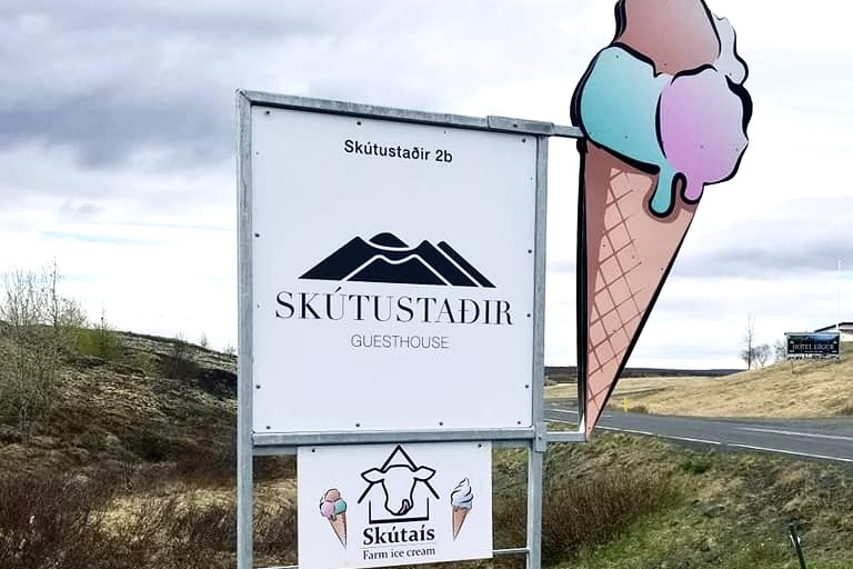Exterior signage of Skútaís Ice Cream in Skútustaðir, North Iceland, recommended by Handpicked Iceland.