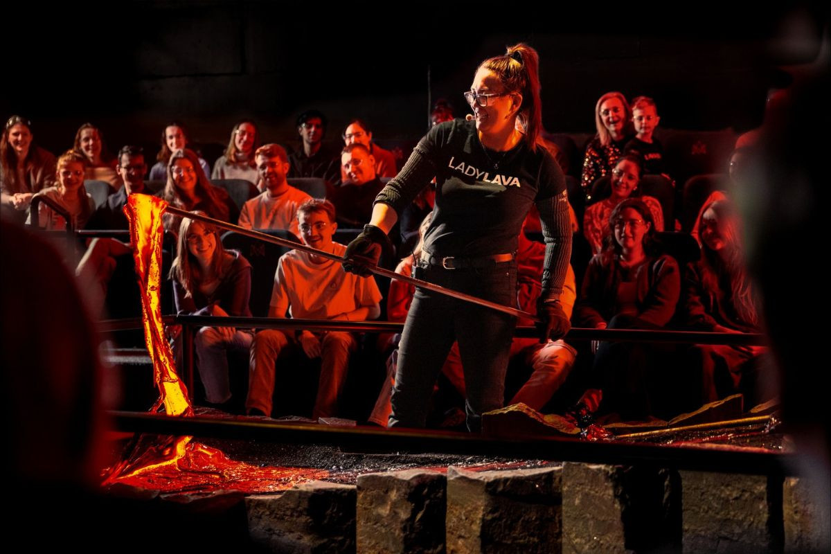 Lava Master Madison (Lady Lava) at the Icelandic Lava Show.