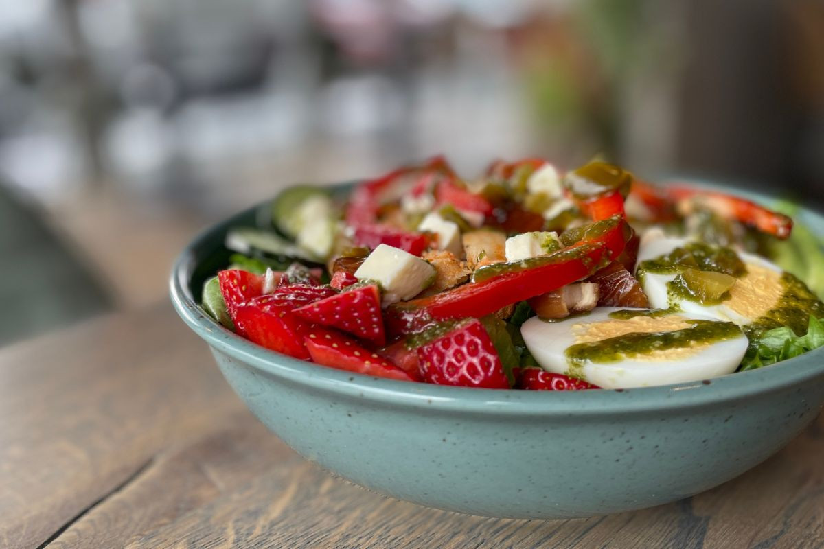 Strawberry and egg salad bowl at Pure Deli, Reykjavik.