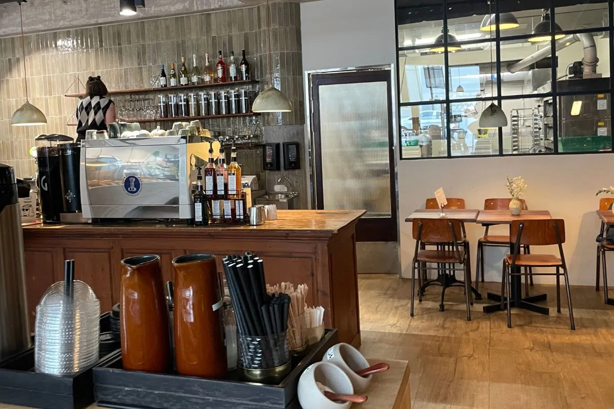 Espresso bar and dining area at Hygge Café & Micro Bakery - Barónsstígur.